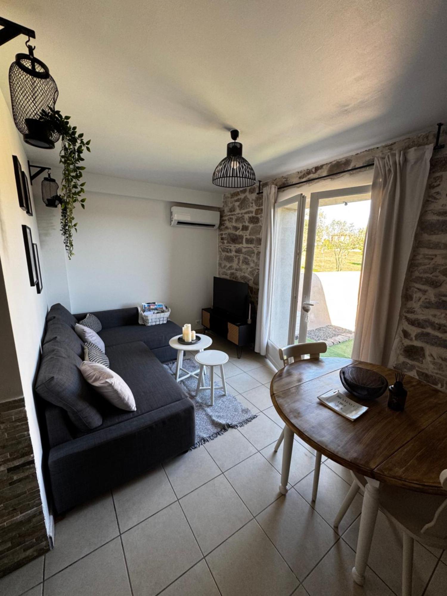 La Bastide Saint Pierre T2 - Jardin Apartment Roquebrune-sur-Argens Exterior foto