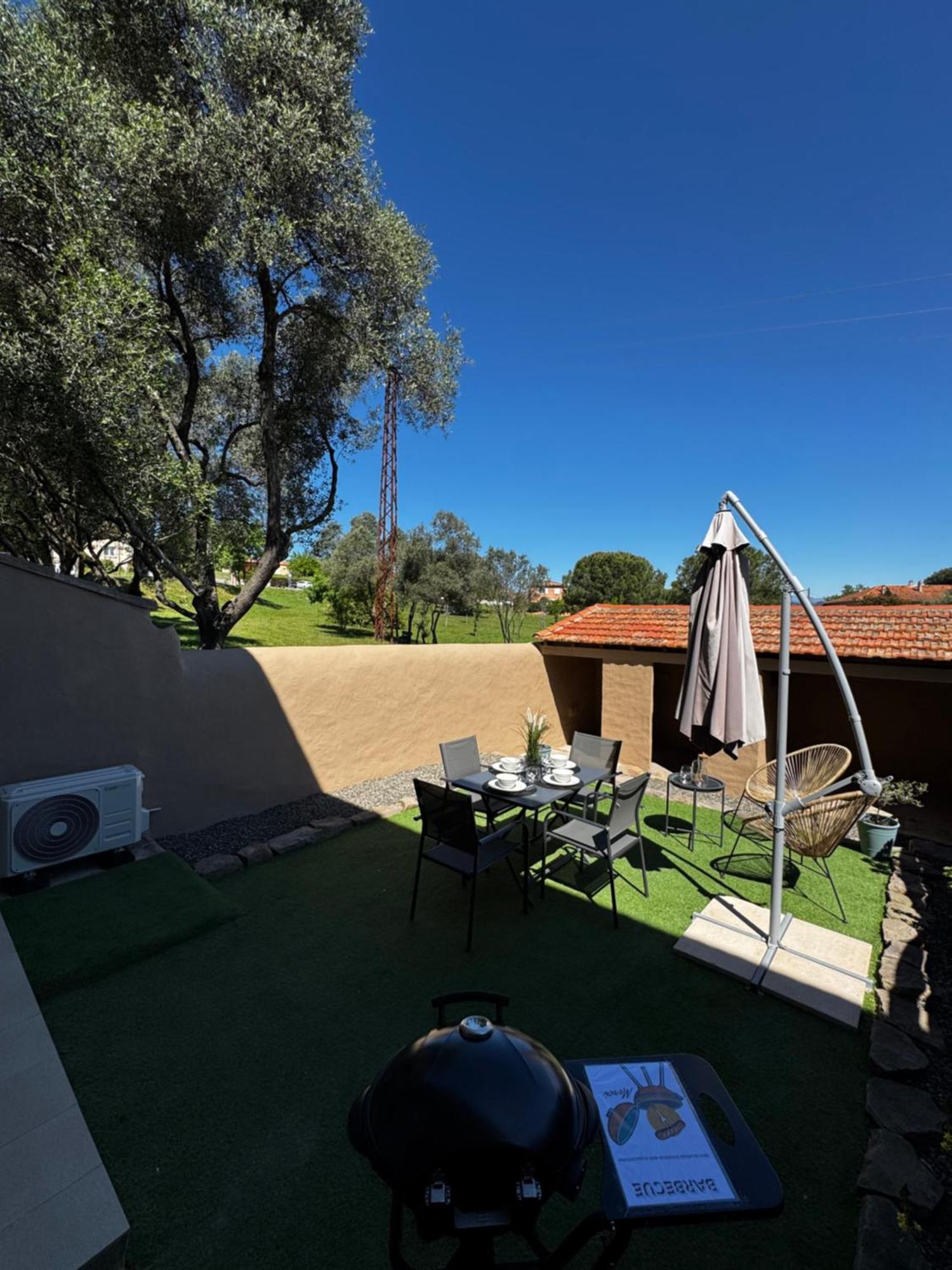 La Bastide Saint Pierre T2 - Jardin Apartment Roquebrune-sur-Argens Exterior foto